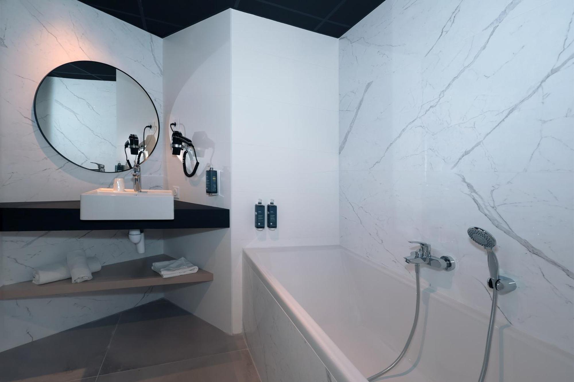 Le Nelioe Hotel Екс ан Прованс Екстериор снимка